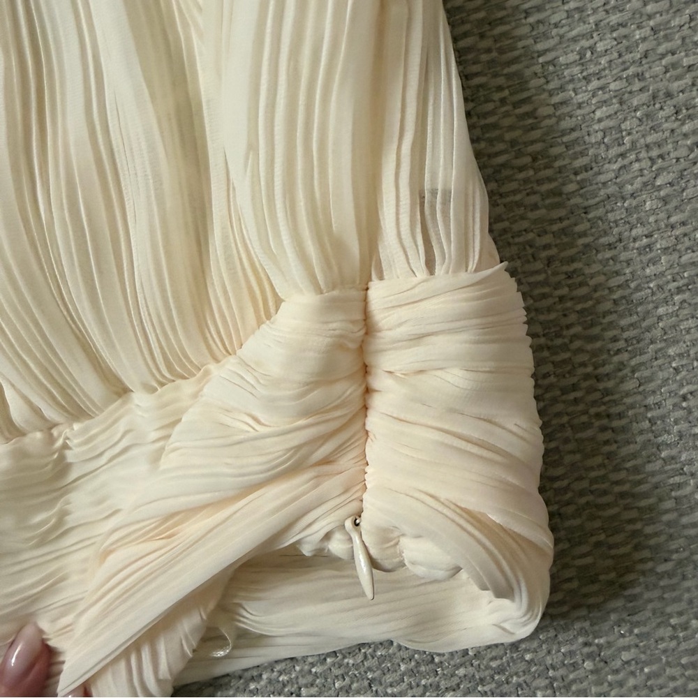NWT ZARA Pleated Halter Cropped Tank Top in Light Cream - Picture 3 of 3